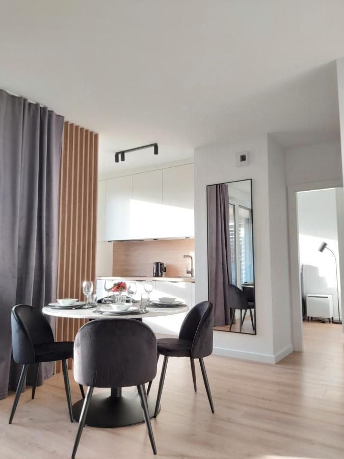 Apartament 150 Zaspa Vvita Z Prywatnym Ogrodem I Tarasem Гданськ Екстер'єр фото