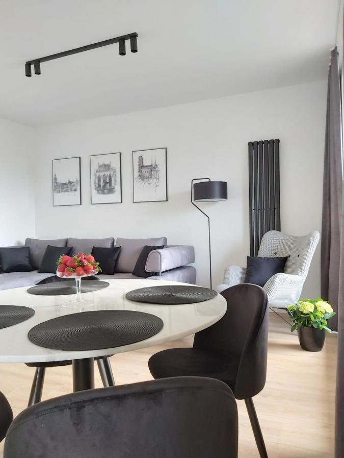 Apartament 150 Zaspa Vvita Z Prywatnym Ogrodem I Tarasem Гданськ Екстер'єр фото